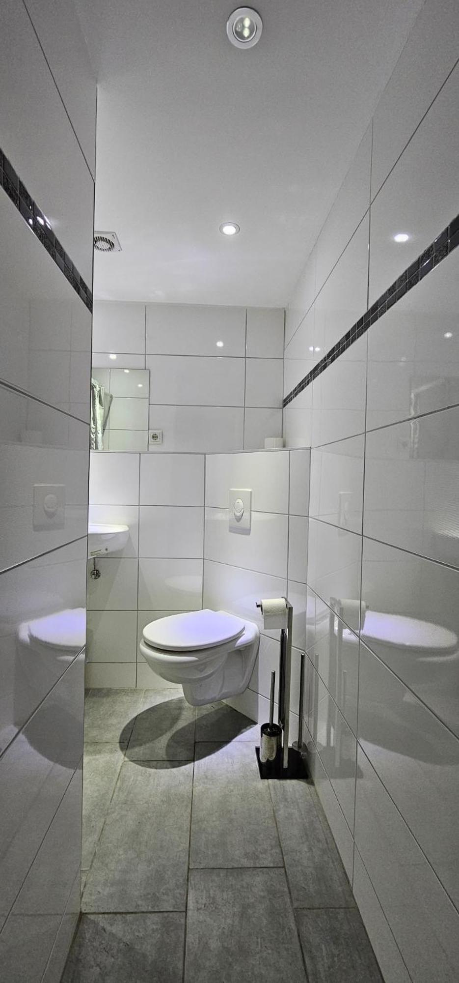 Gruendauer Monteurwohnung/Studentenwohnung Экстерьер фото