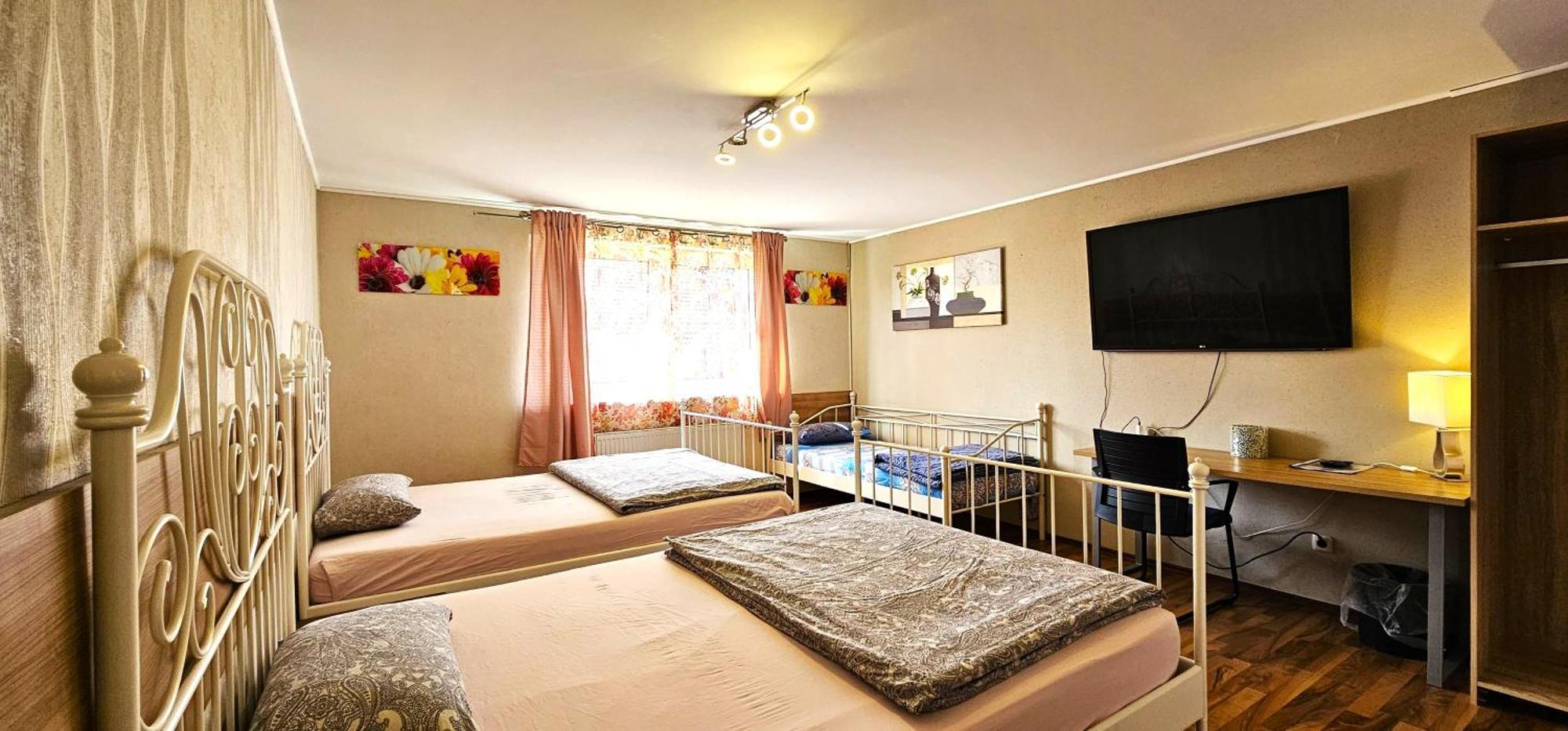 Gruendauer Monteurwohnung/Studentenwohnung Экстерьер фото